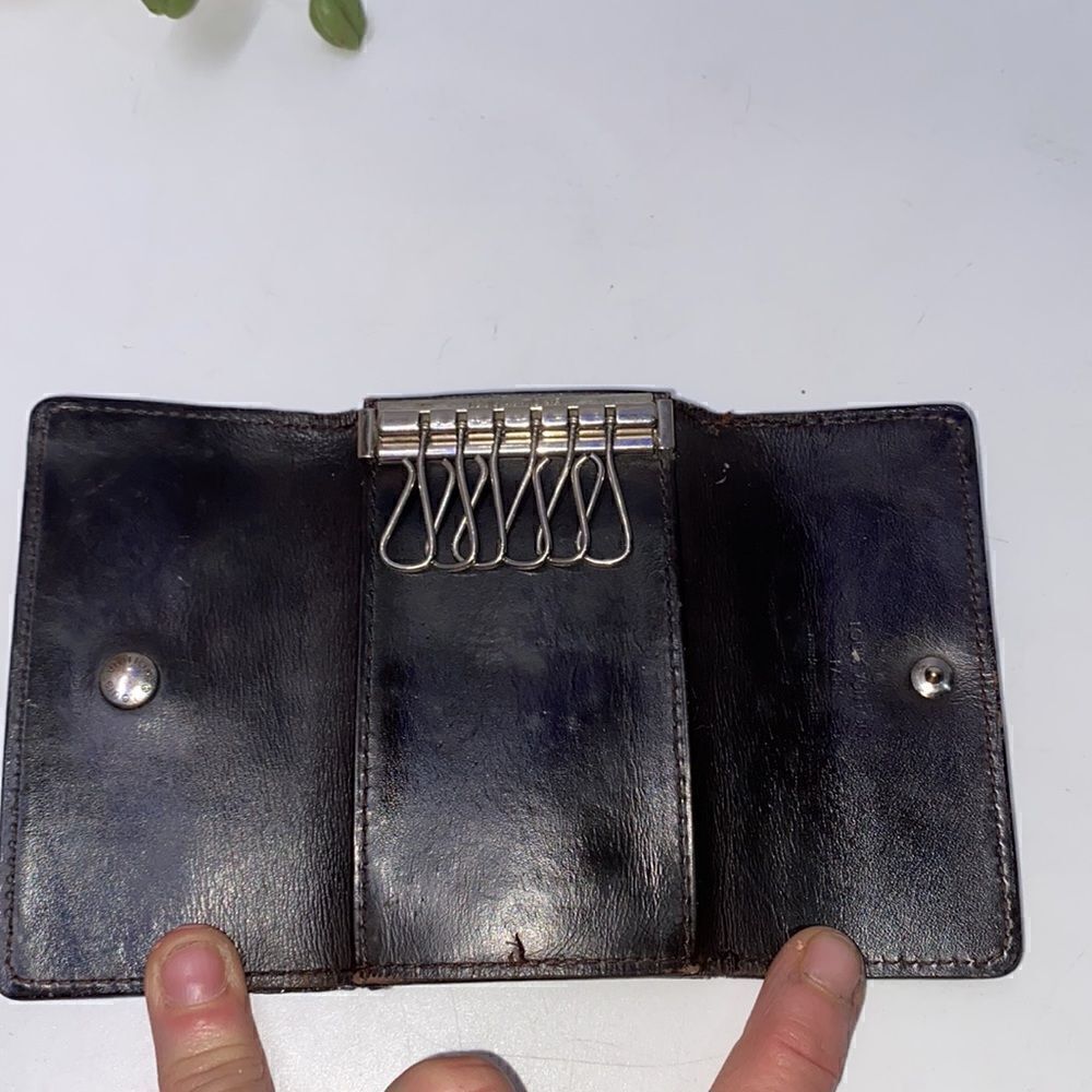 Authentic Louis Vuitton 6 Key Wallet - Picture 5 of 8